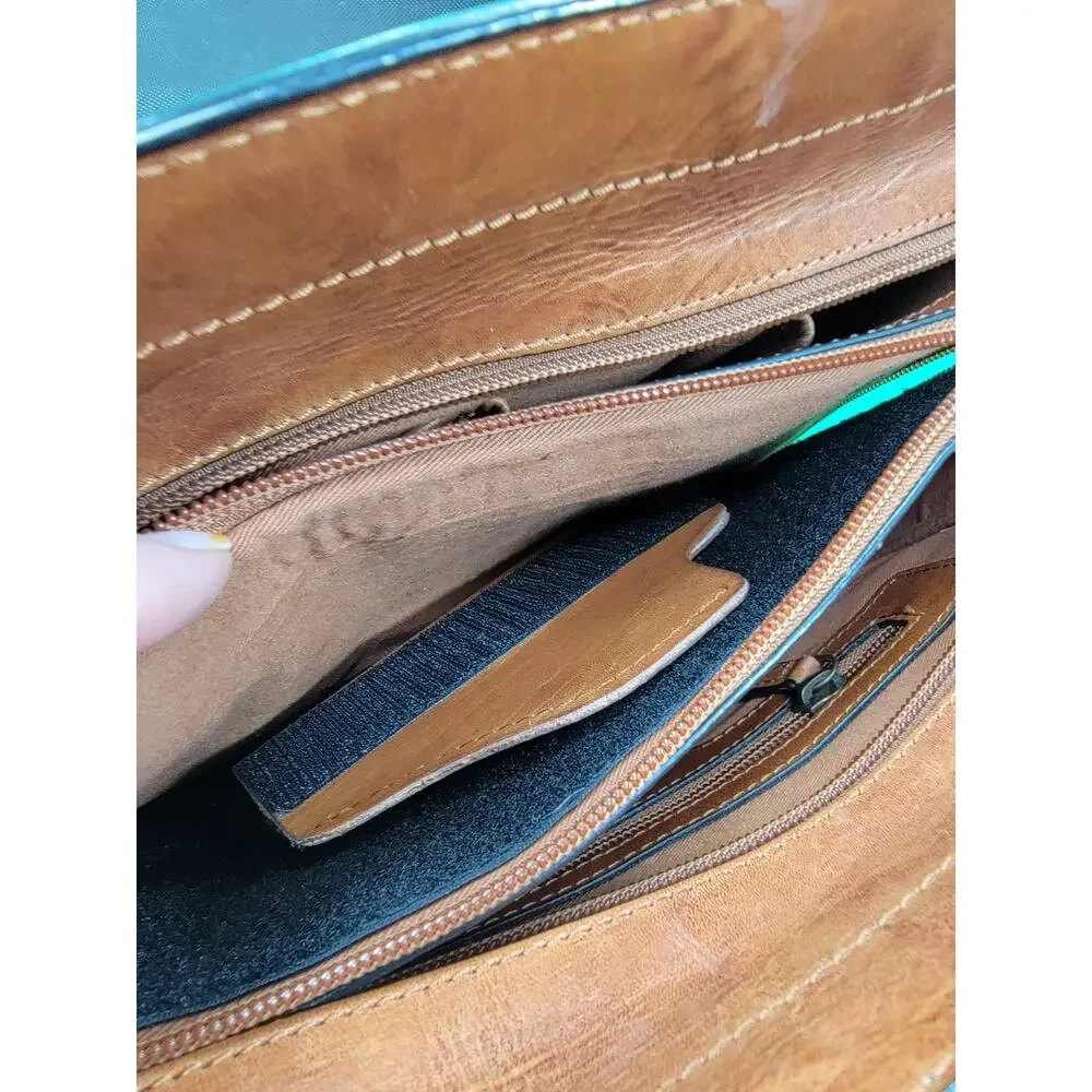 Cameleon leather over